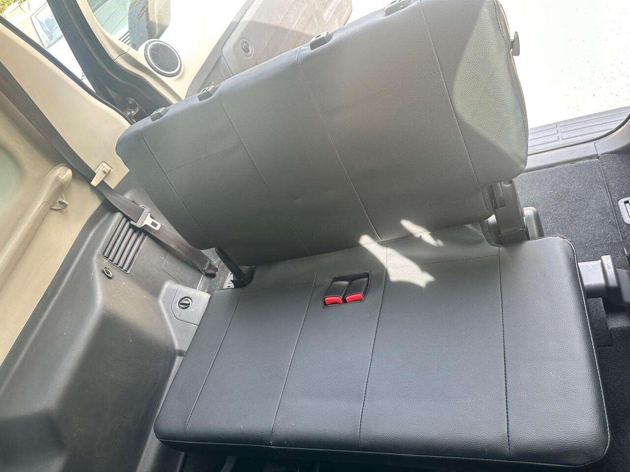 Mitsubishi Shogun YW15KAA