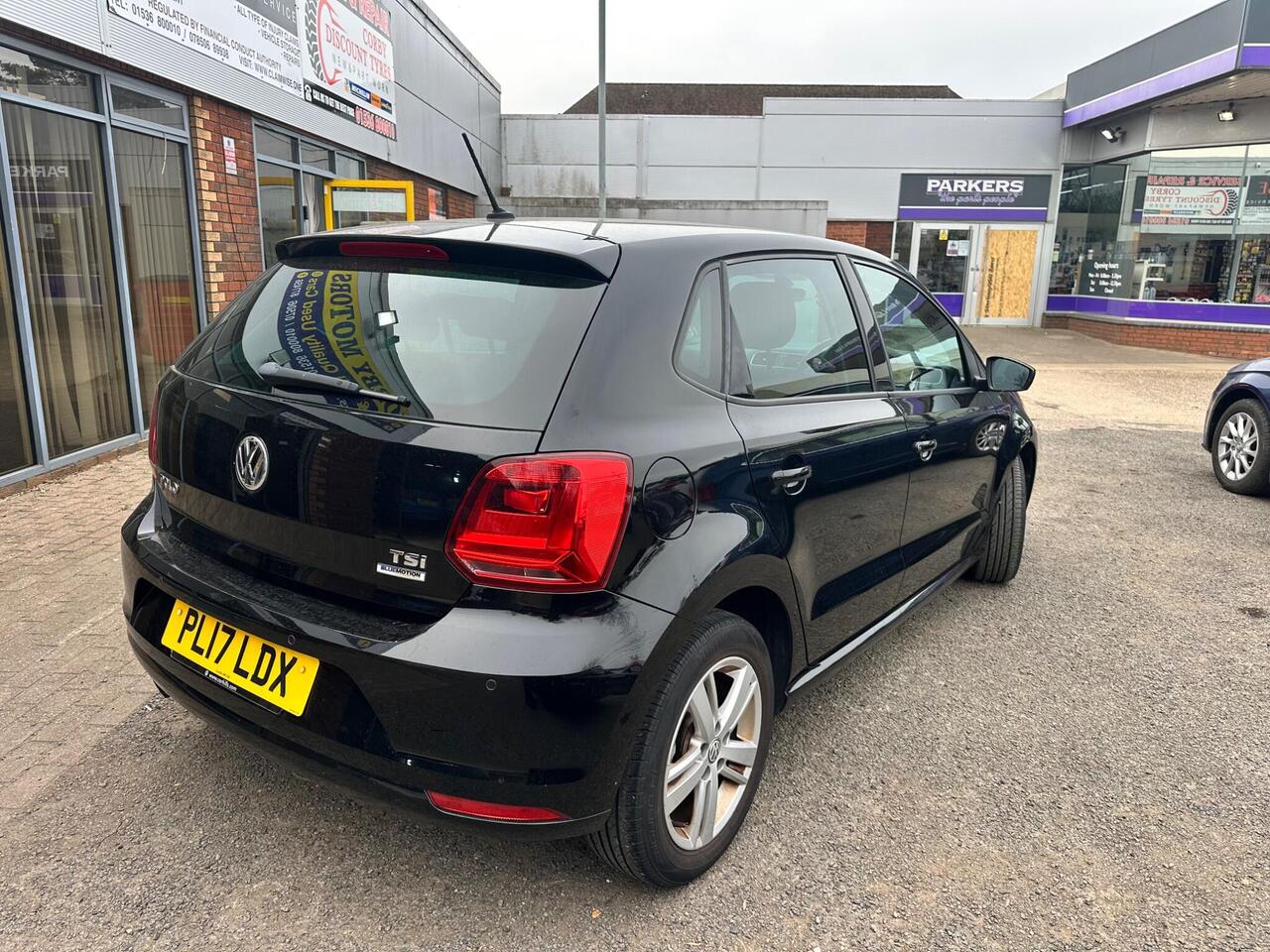 Volkswagen Polo PL17LDX