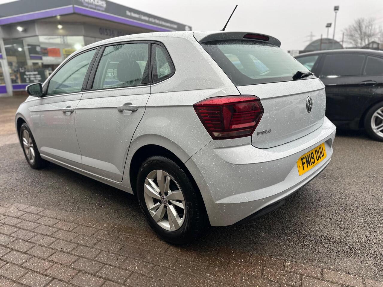 Volkswagen Polo FM19OUU