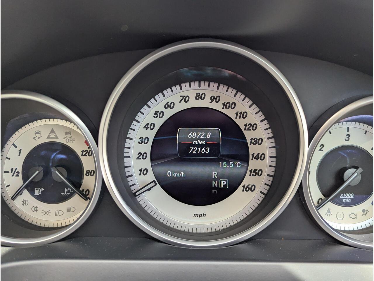Mercedes-Benz E Class OE64XUG