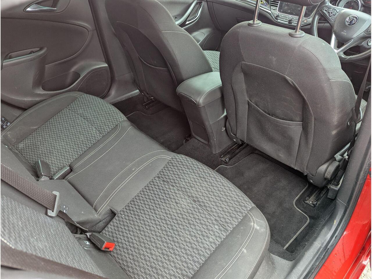 Vauxhall Astra VE17FDK