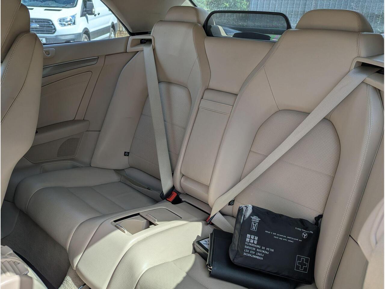 Mercedes-Benz E Class OE64XUG