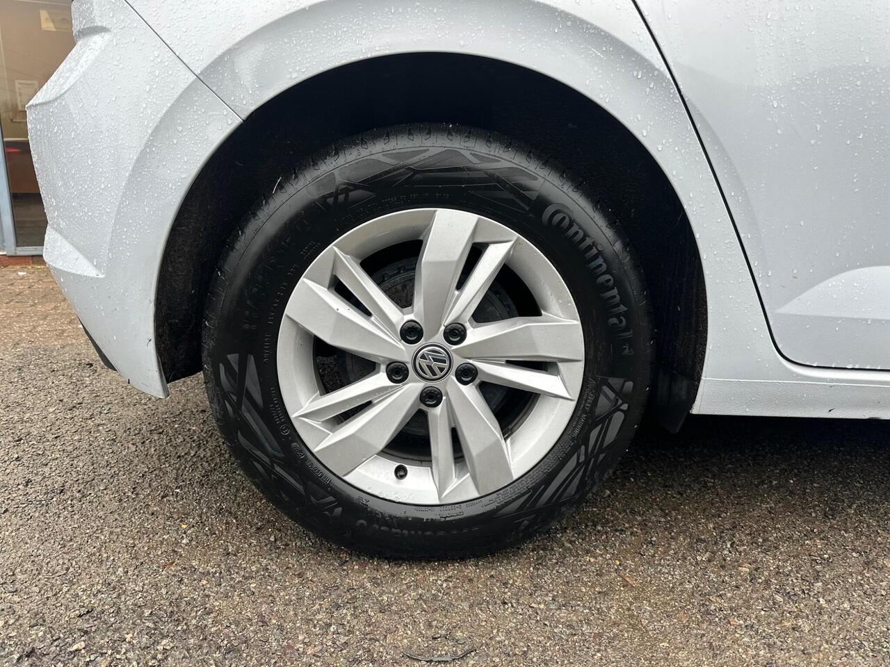 Volkswagen Polo FM19OUU