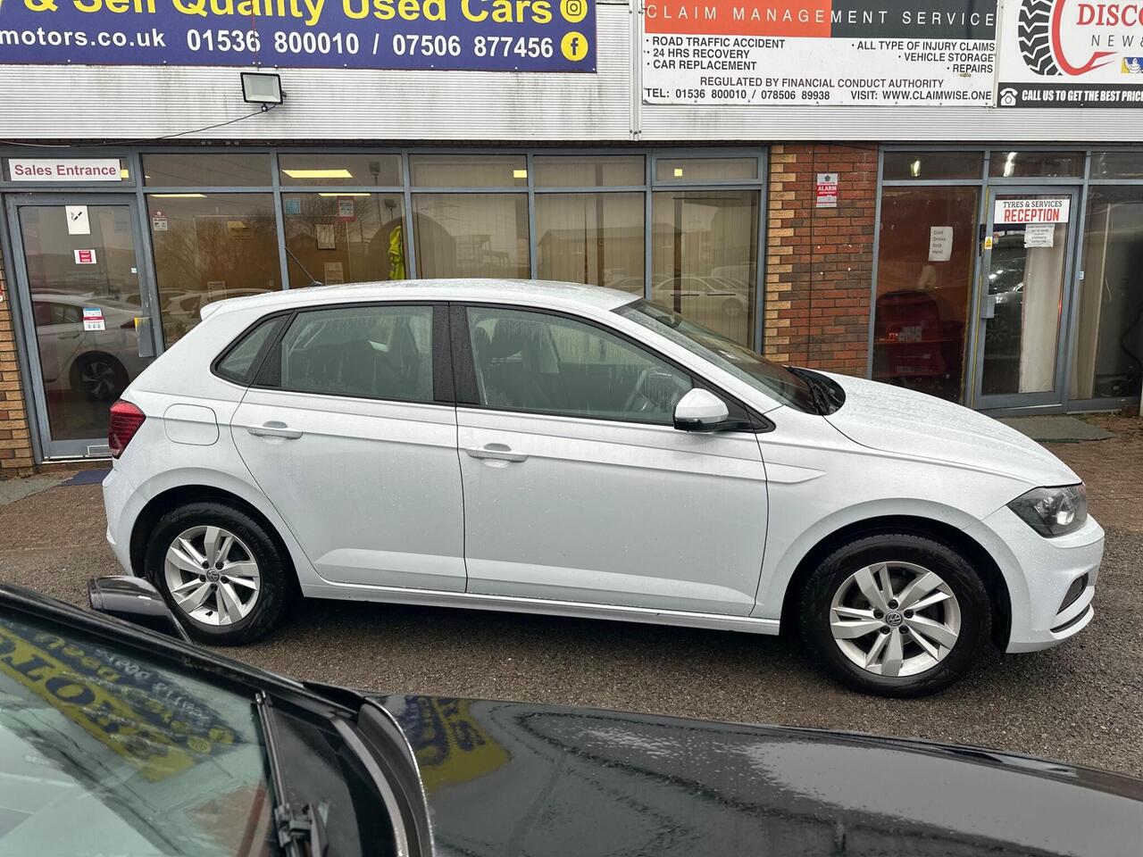 Volkswagen Polo FM19OUU