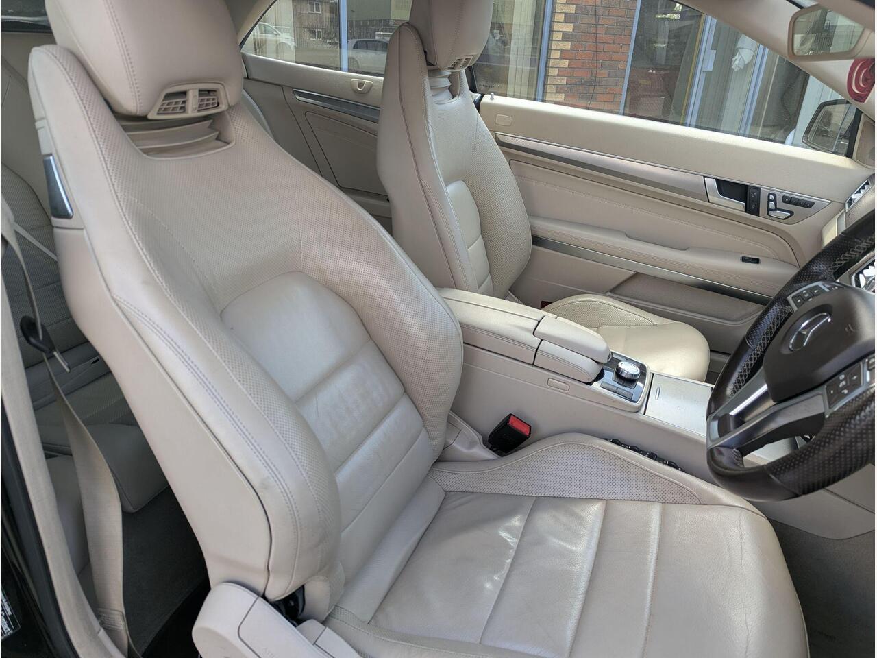 Mercedes-Benz E Class OE64XUG
