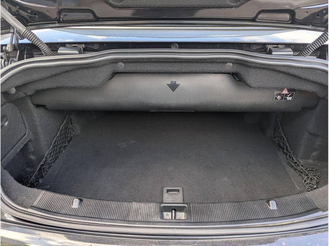 Mercedes-Benz E Class OE64XUG