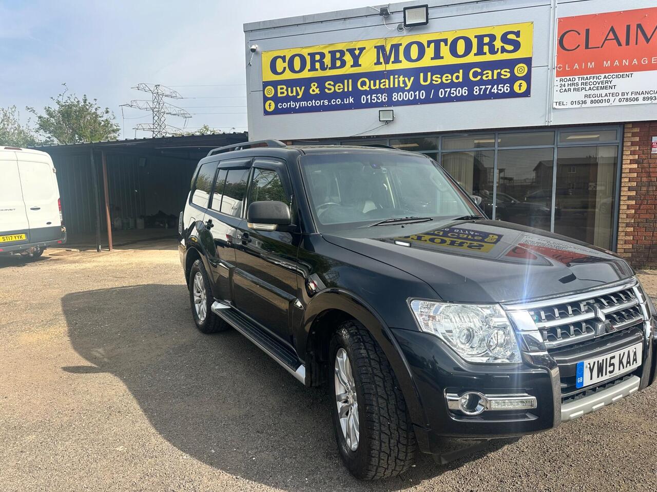 Mitsubishi Shogun YW15KAA