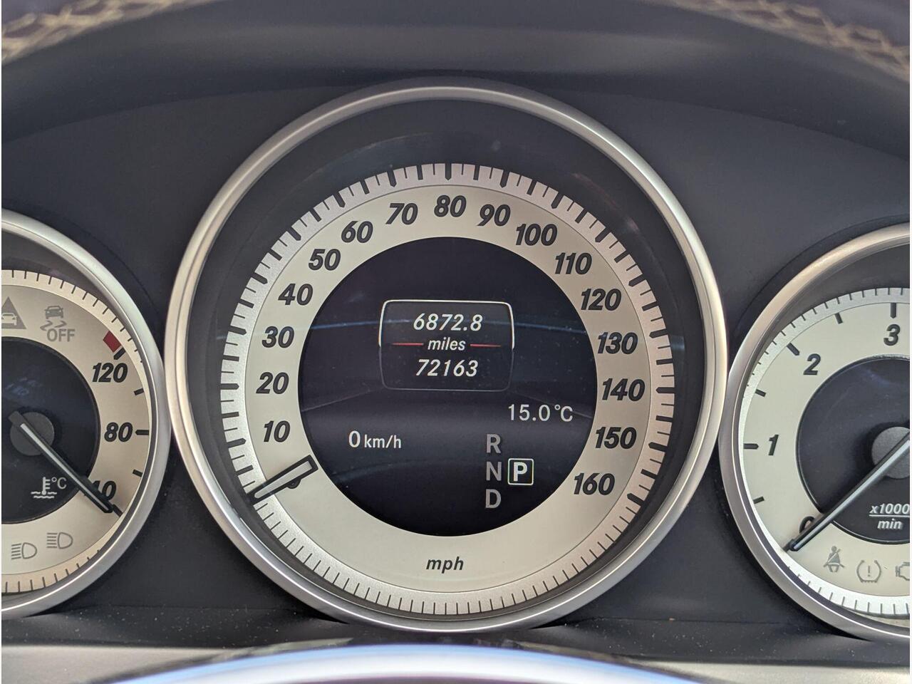 Mercedes-Benz E Class OE64XUG