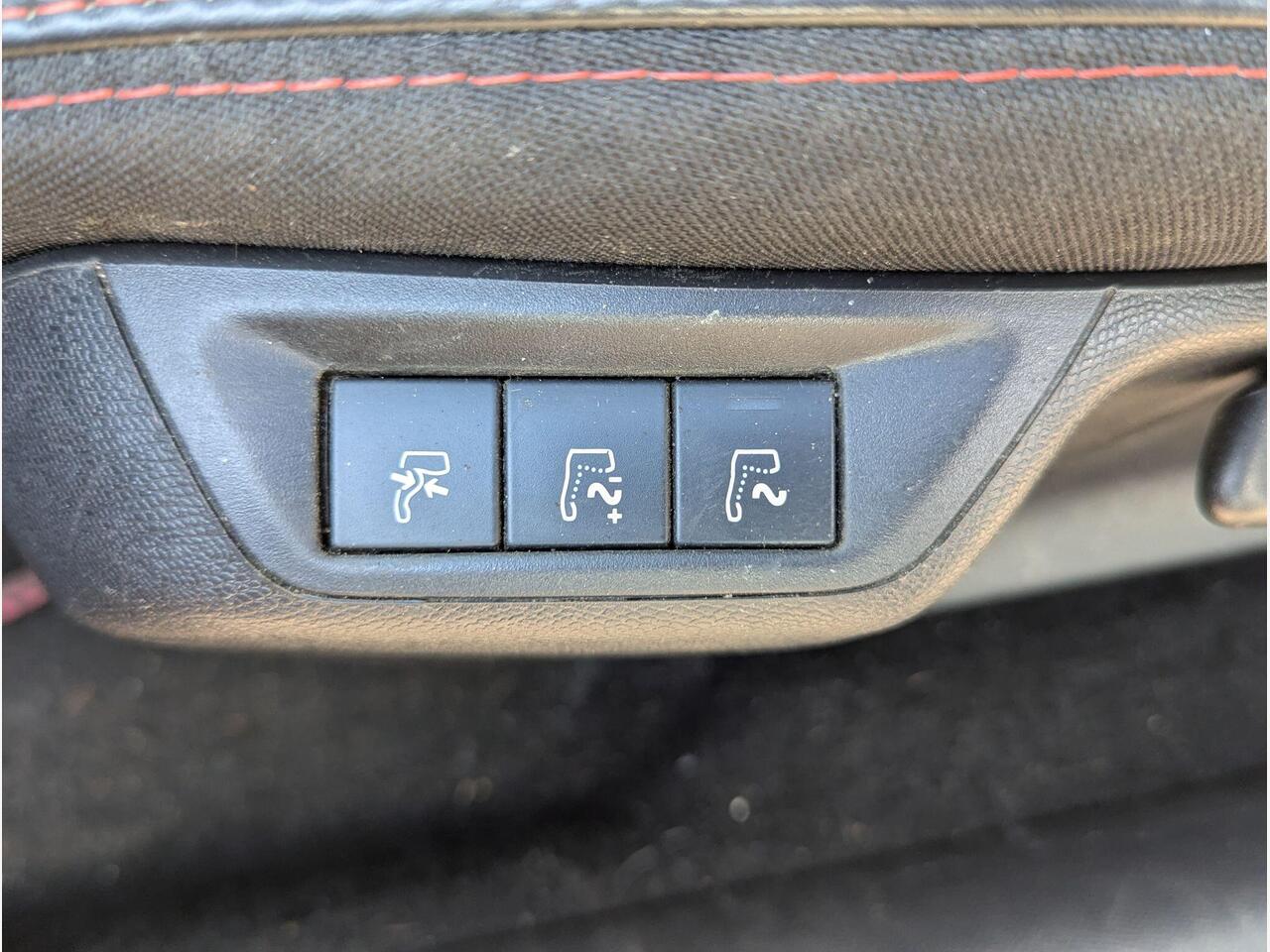 Peugeot 308 PN67XME