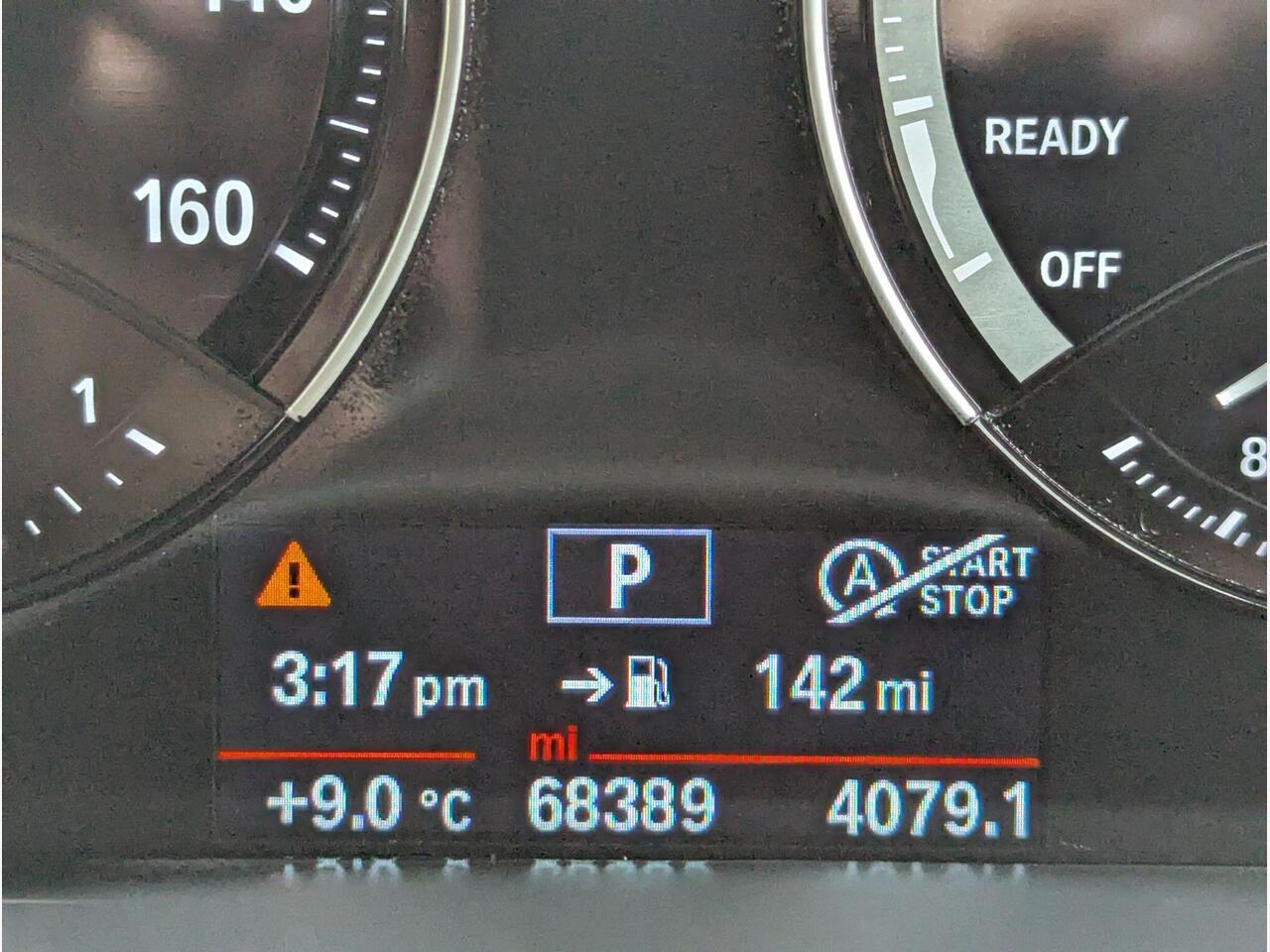 BMW 1 Series YC19UKR