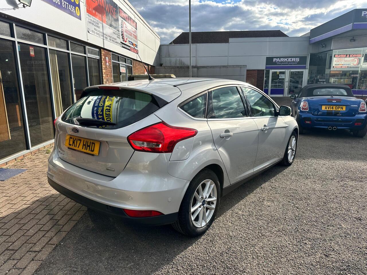 Ford Focus CK17HHD