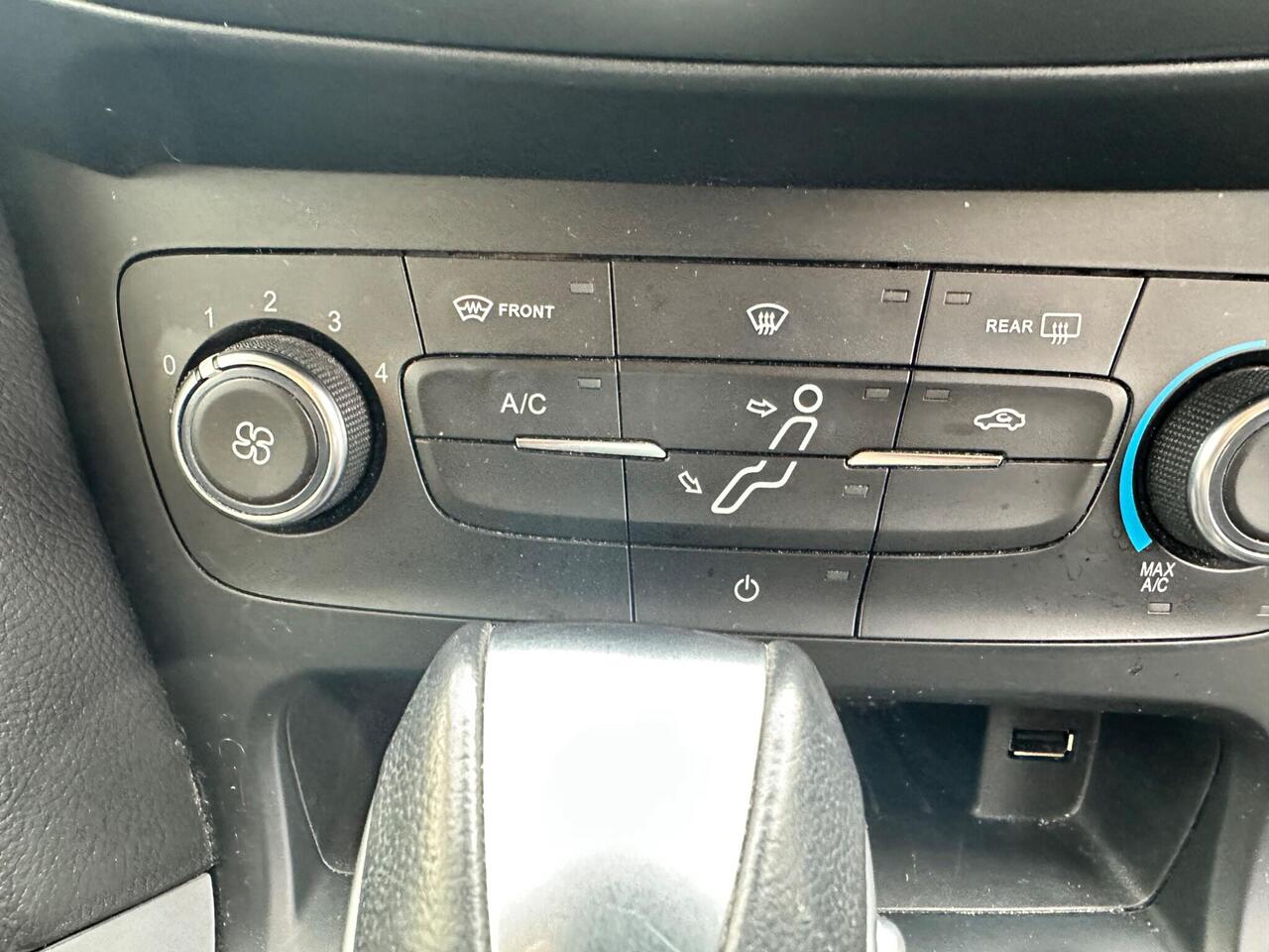 Ford Focus CK17HHD