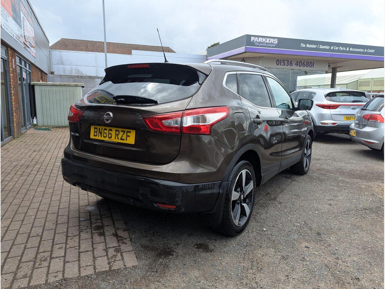 Nissan Qashqai BN66RZF