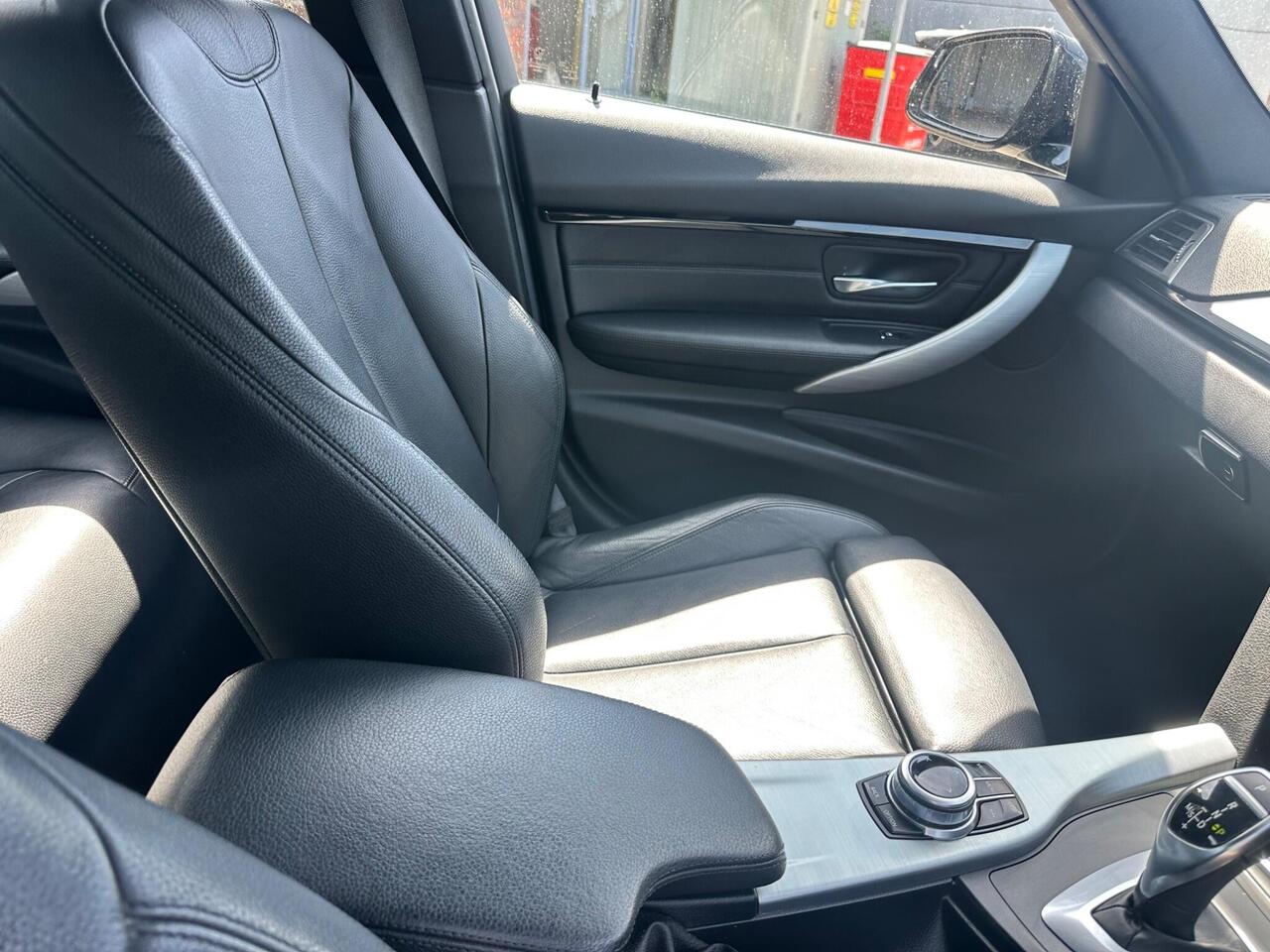 BMW 3 Series FE67VRM