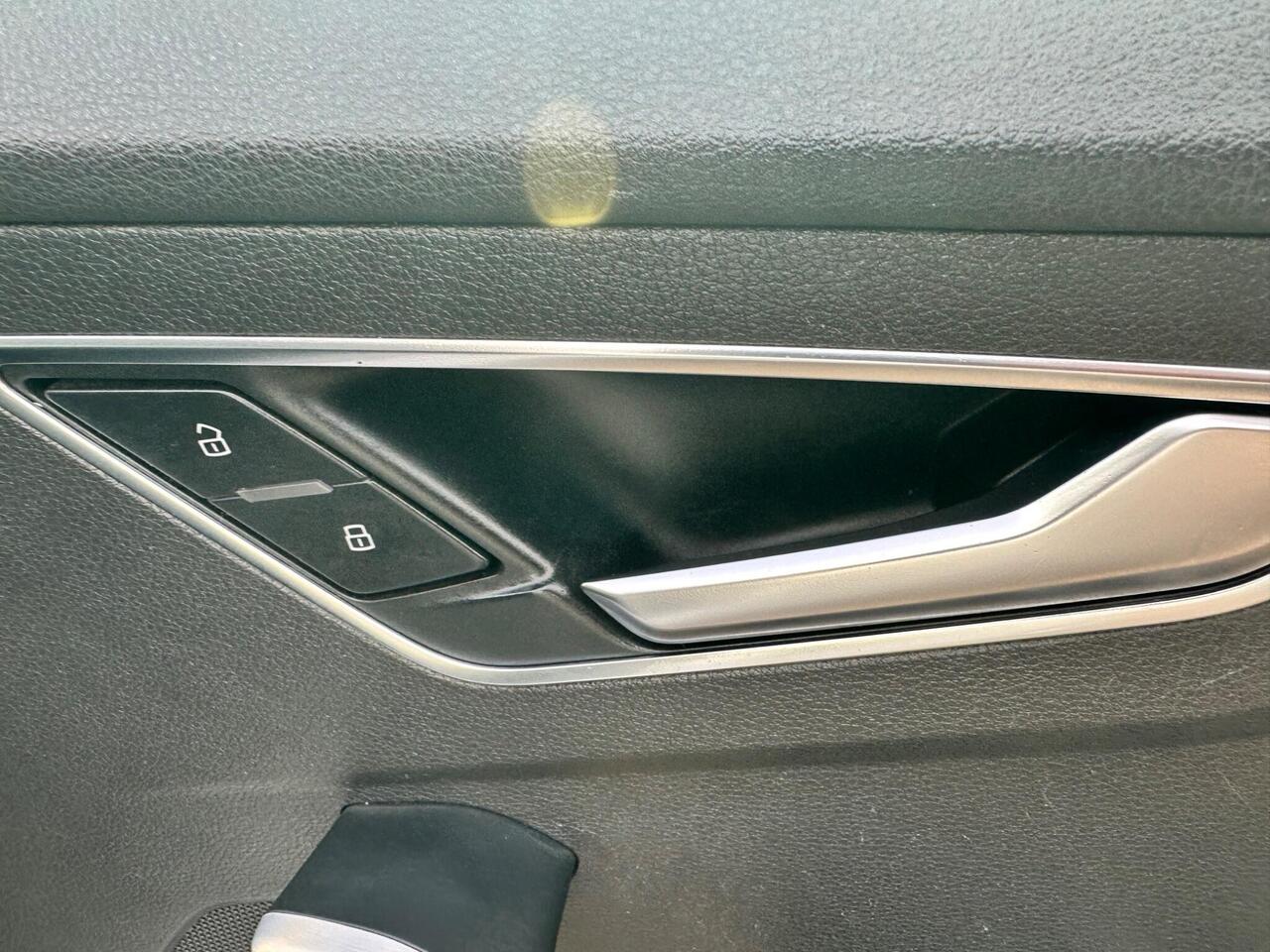 Audi Q2 AO18NMX