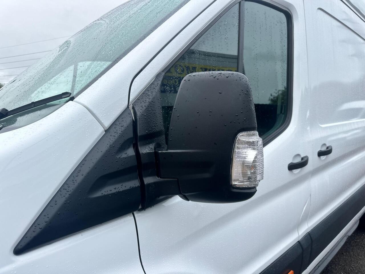 Ford Transit DY19XXL