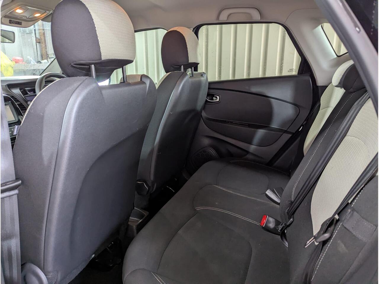Renault Captur SA68GNZ Renault Captur SA68GNZ
