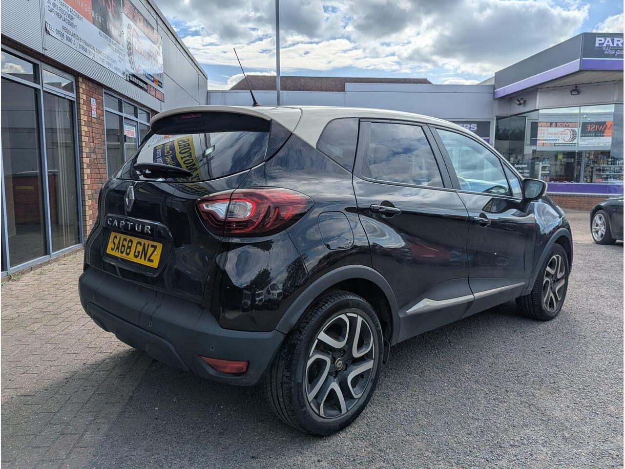 Renault Captur SA68GNZ Renault Captur SA68GNZ