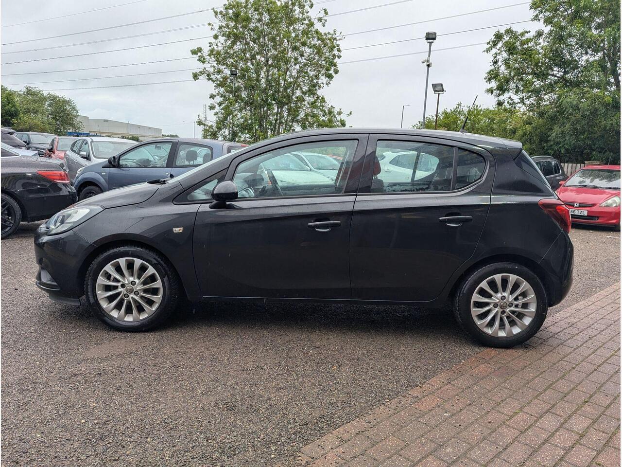 Vauxhall Corsa KP15OKS