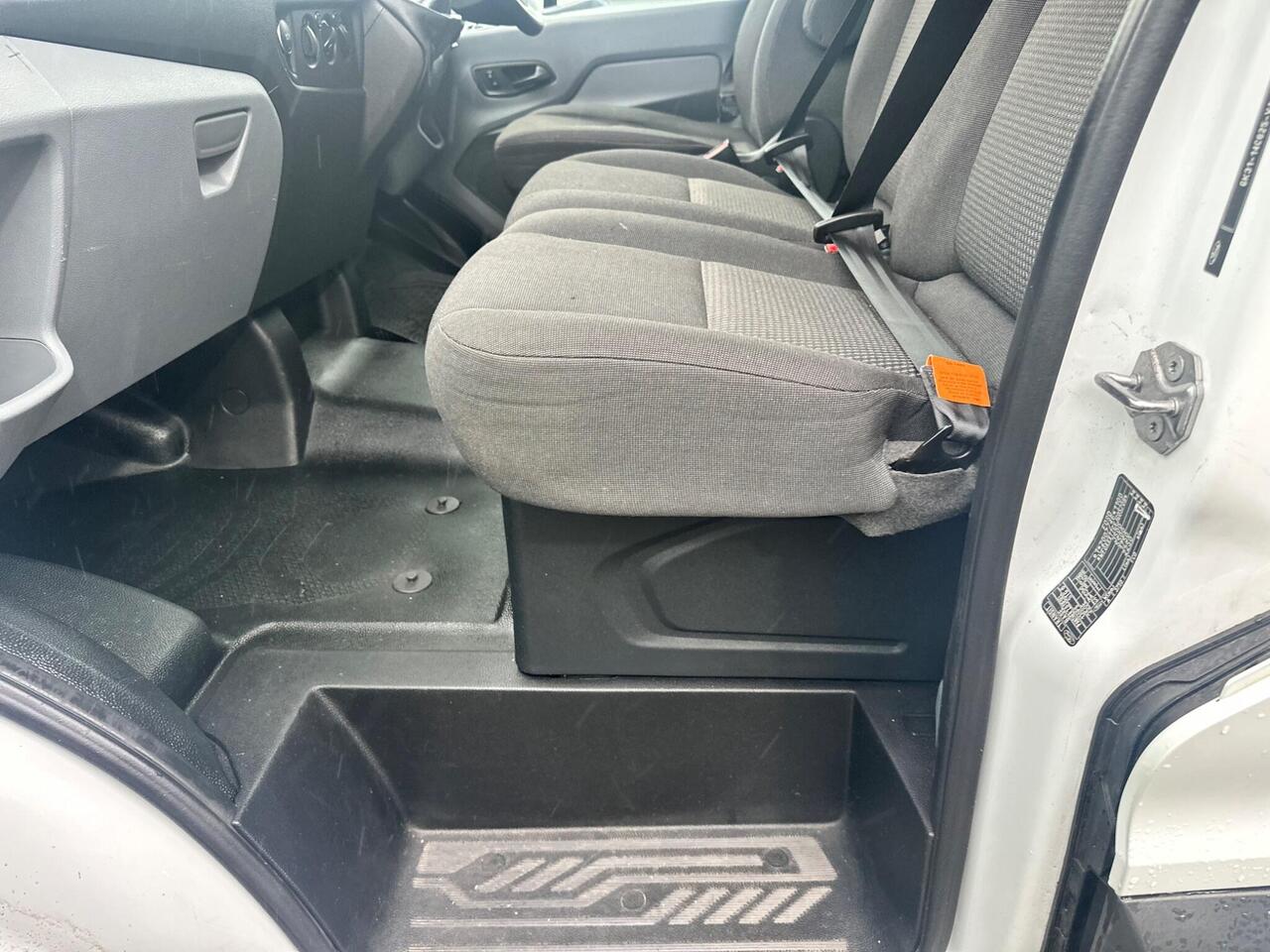 Ford Transit DY19XXL