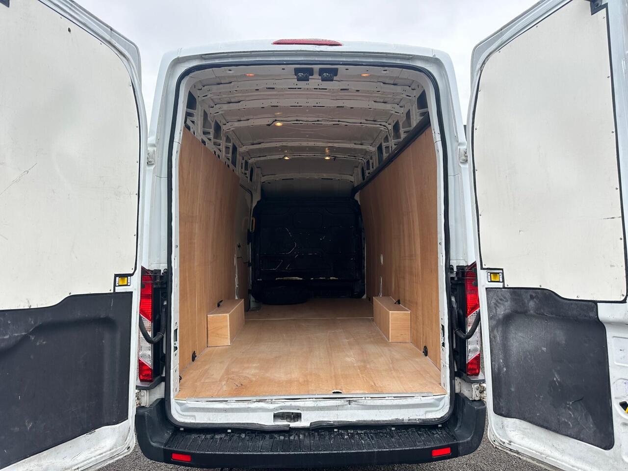 Ford Transit DY19XXL