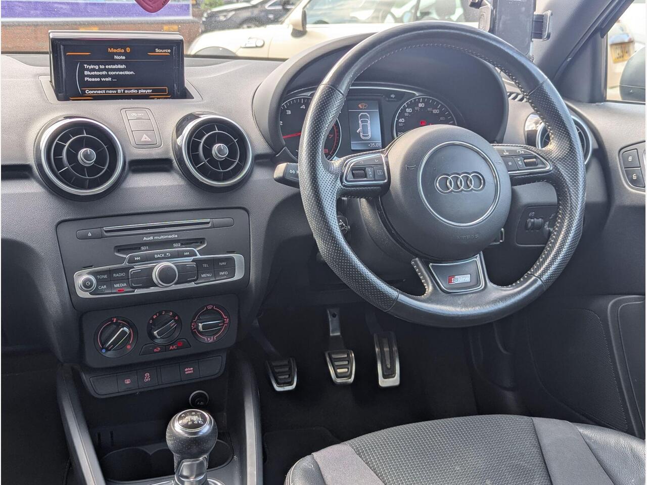 Audi A1 SR17EZM