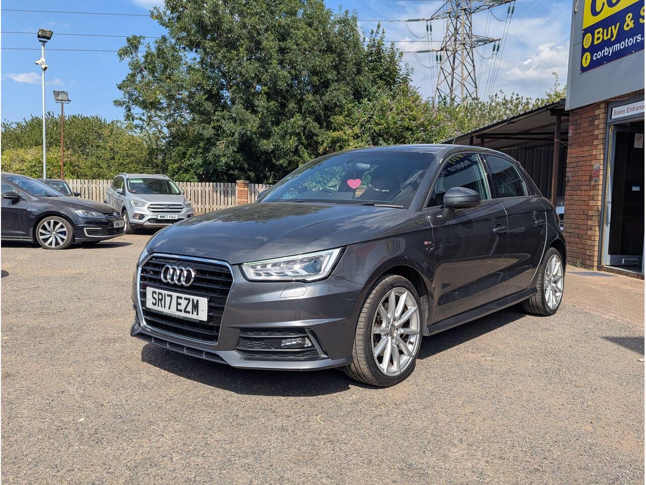Audi A1 SR17EZM
