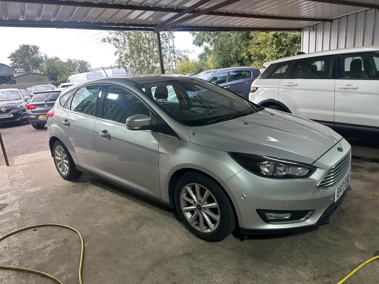 Ford Focus EF17ESO