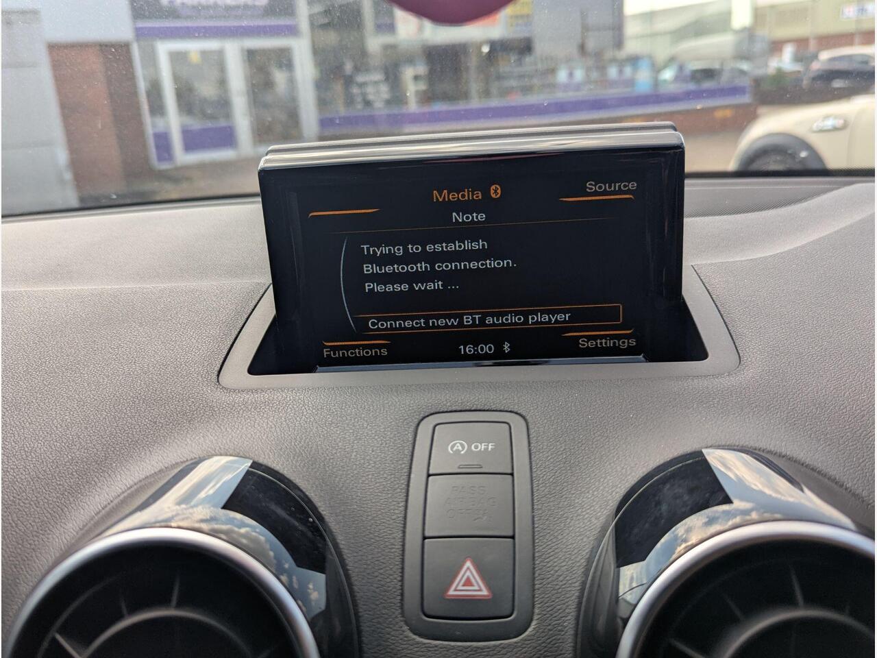 Audi A1 SR17EZM