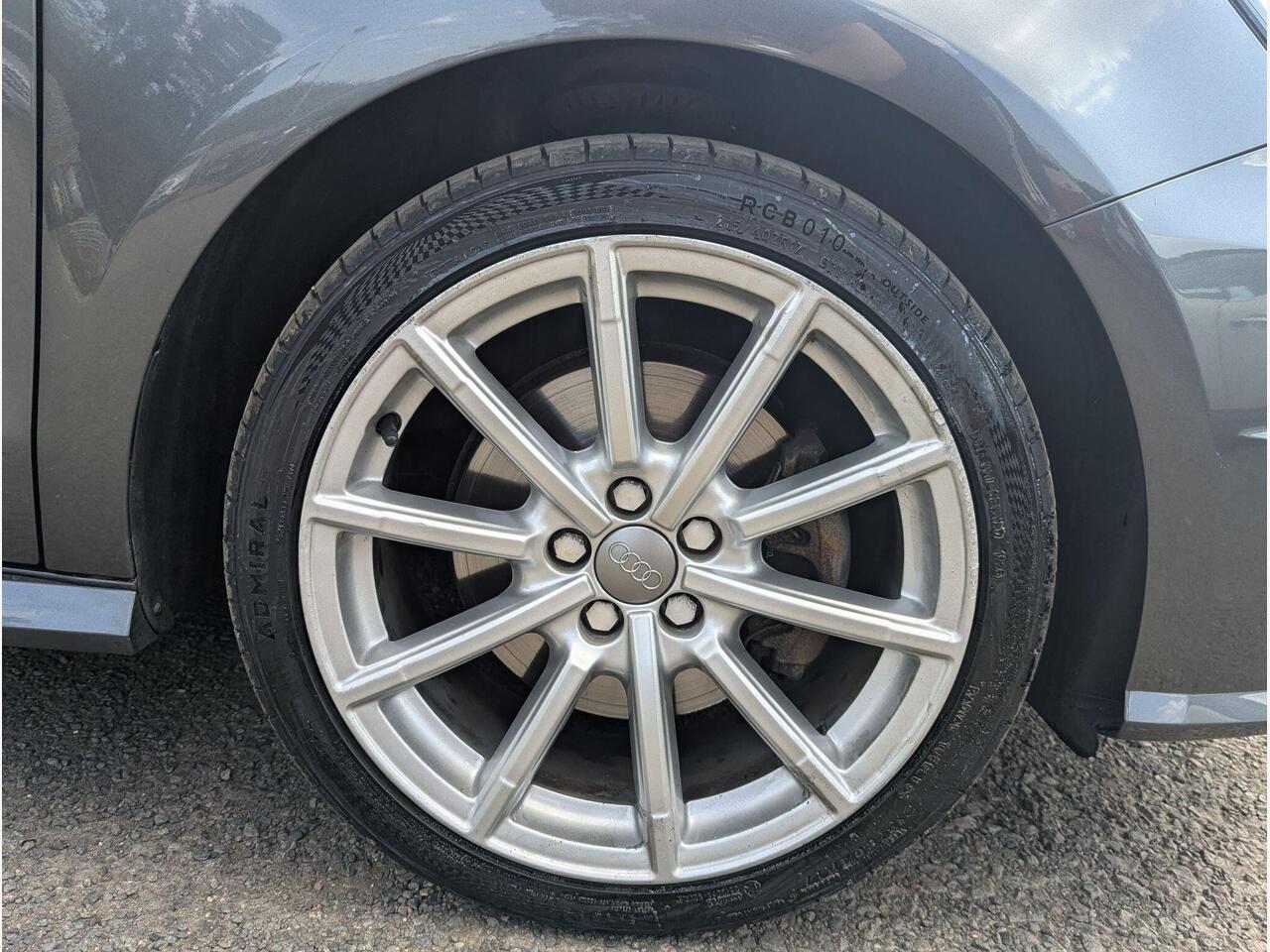 Audi A1 SR17EZM