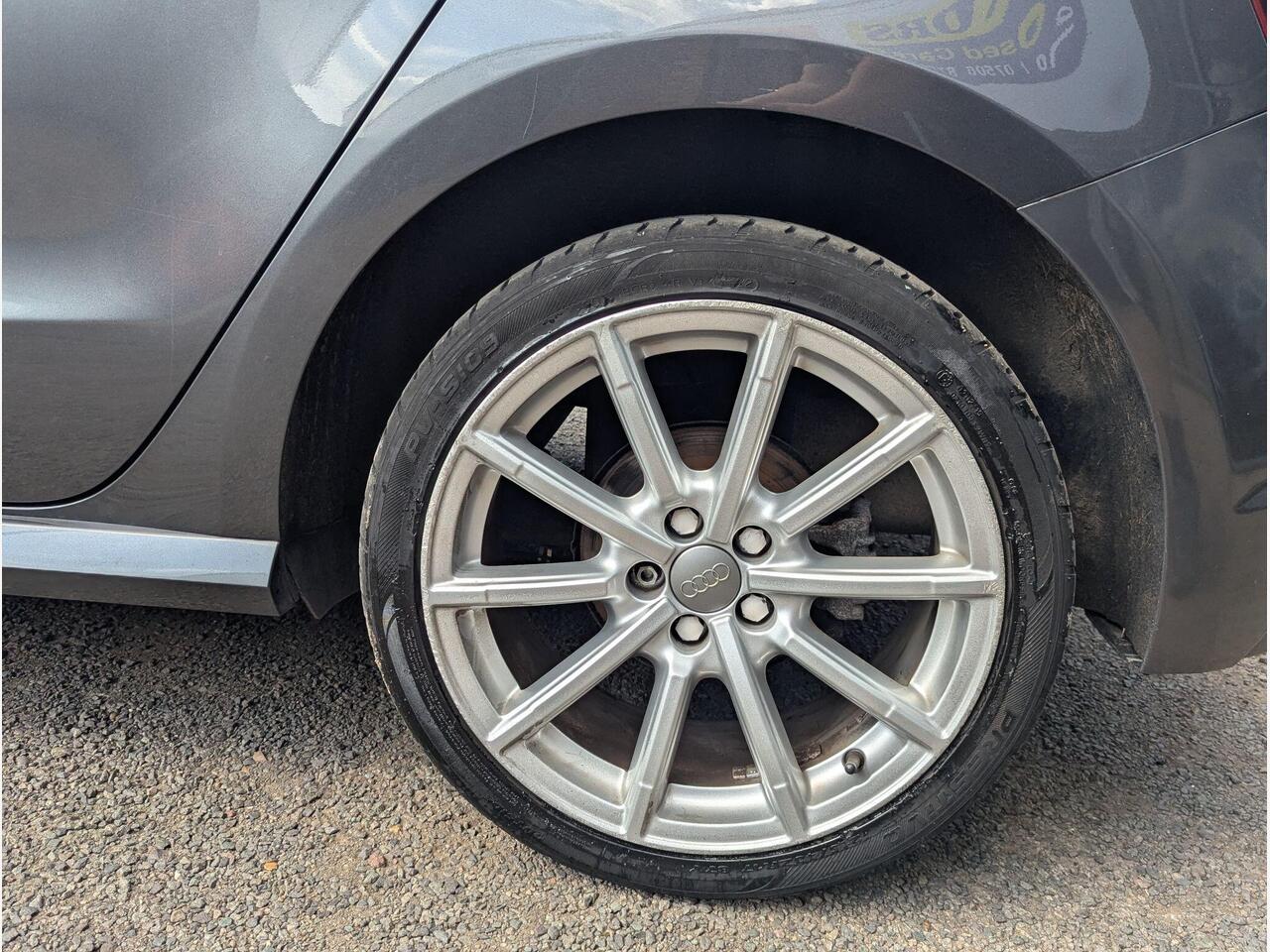 Audi A1 SR17EZM