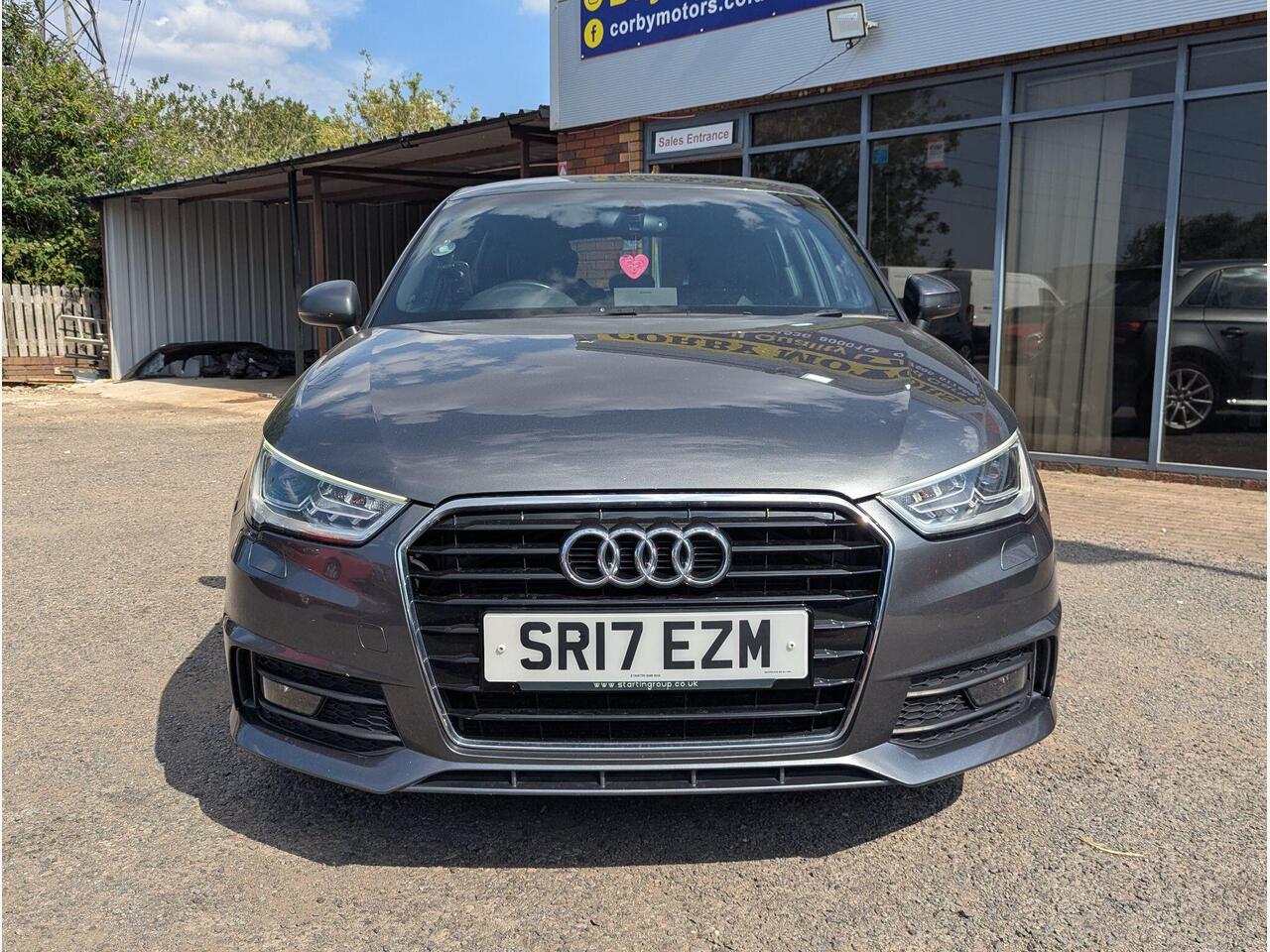 Audi A1 SR17EZM