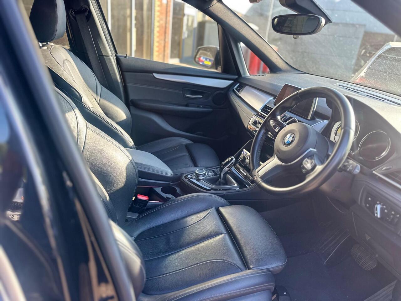 BMW 2 Series Active Tourer YF19EZY BMW 2 Series Active Tourer YF19EZY