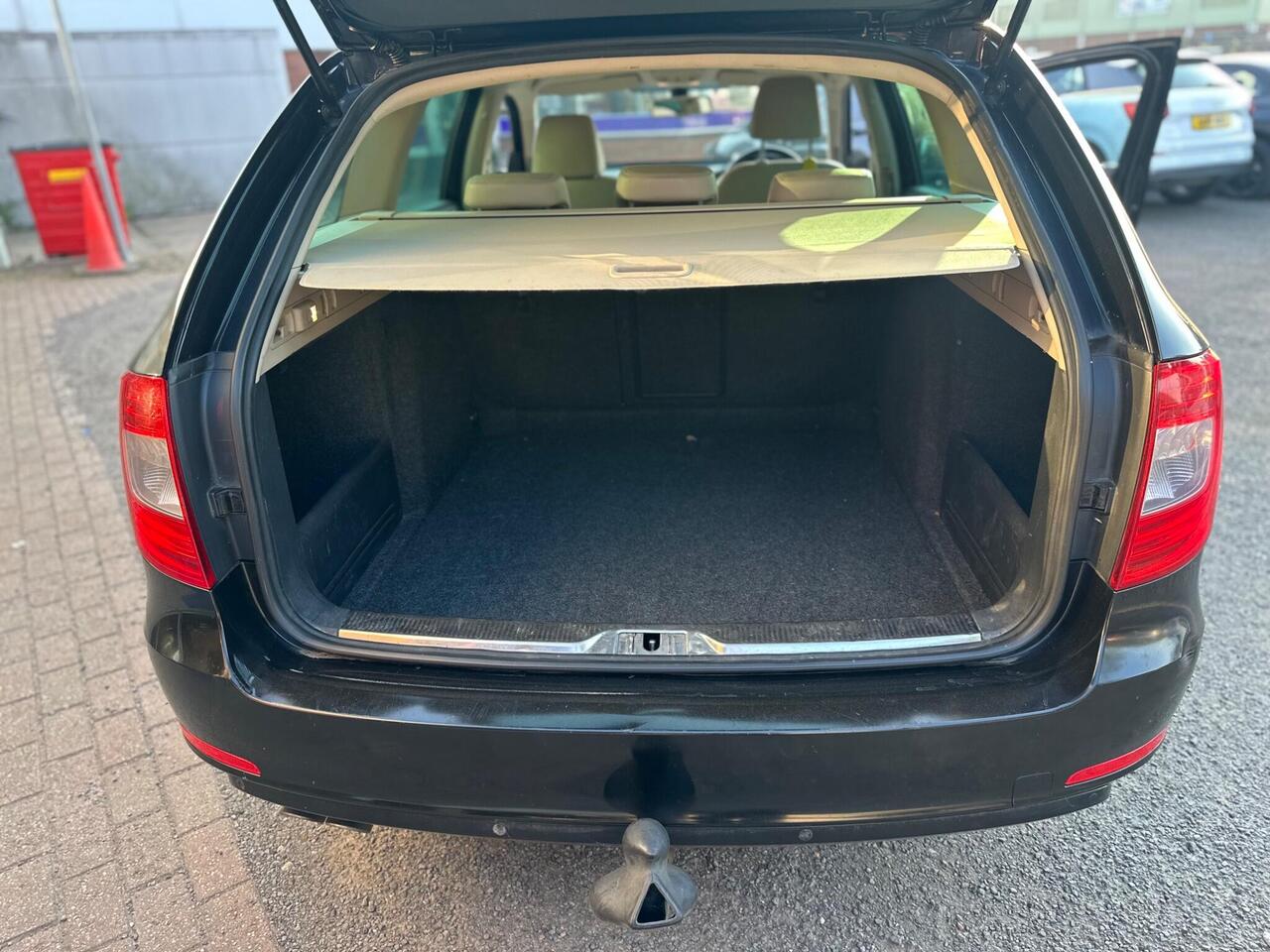 Skoda Superb CV63VNU