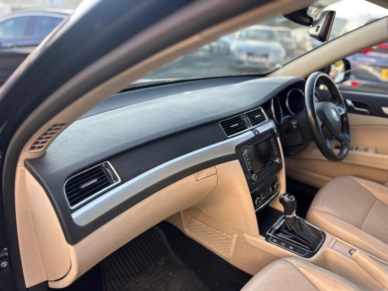 Skoda Superb CV63VNU