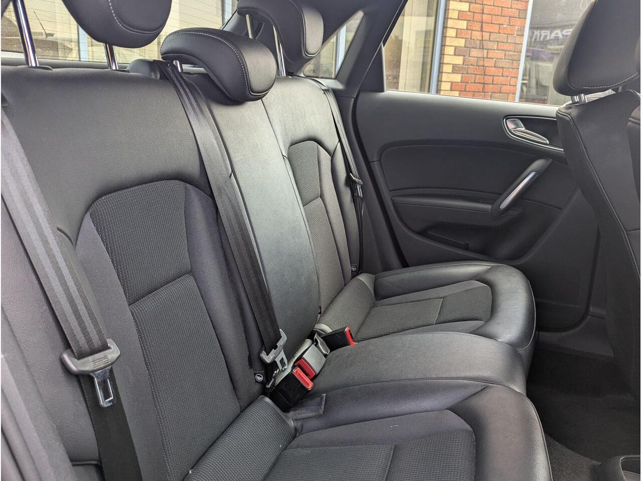 Audi A1 SR17EZM