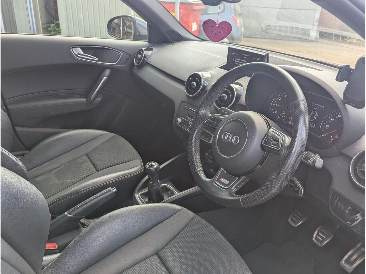 Audi A1 SR17EZM