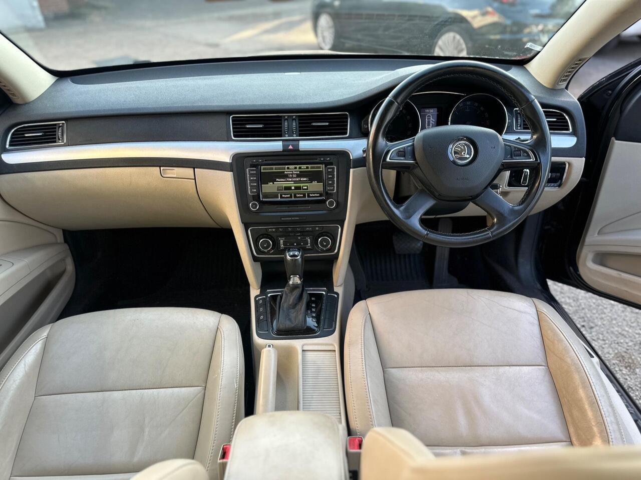 Skoda Superb CV63VNU