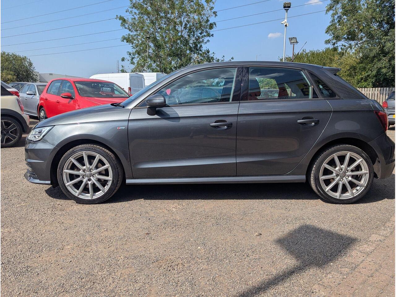 Audi A1 SR17EZM