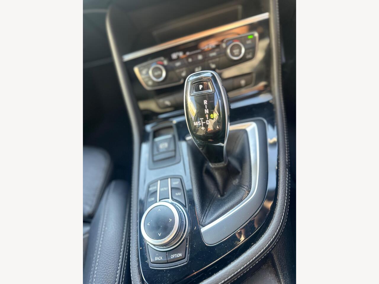 BMW 2 Series Active Tourer YF19EZY BMW 2 Series Active Tourer YF19EZY
