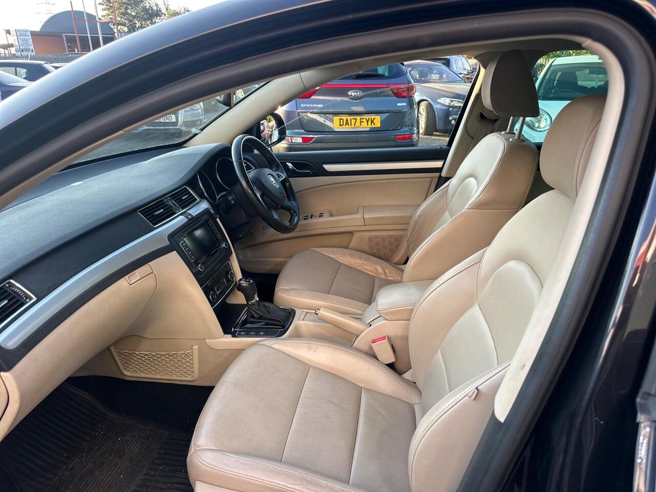 Skoda Superb CV63VNU