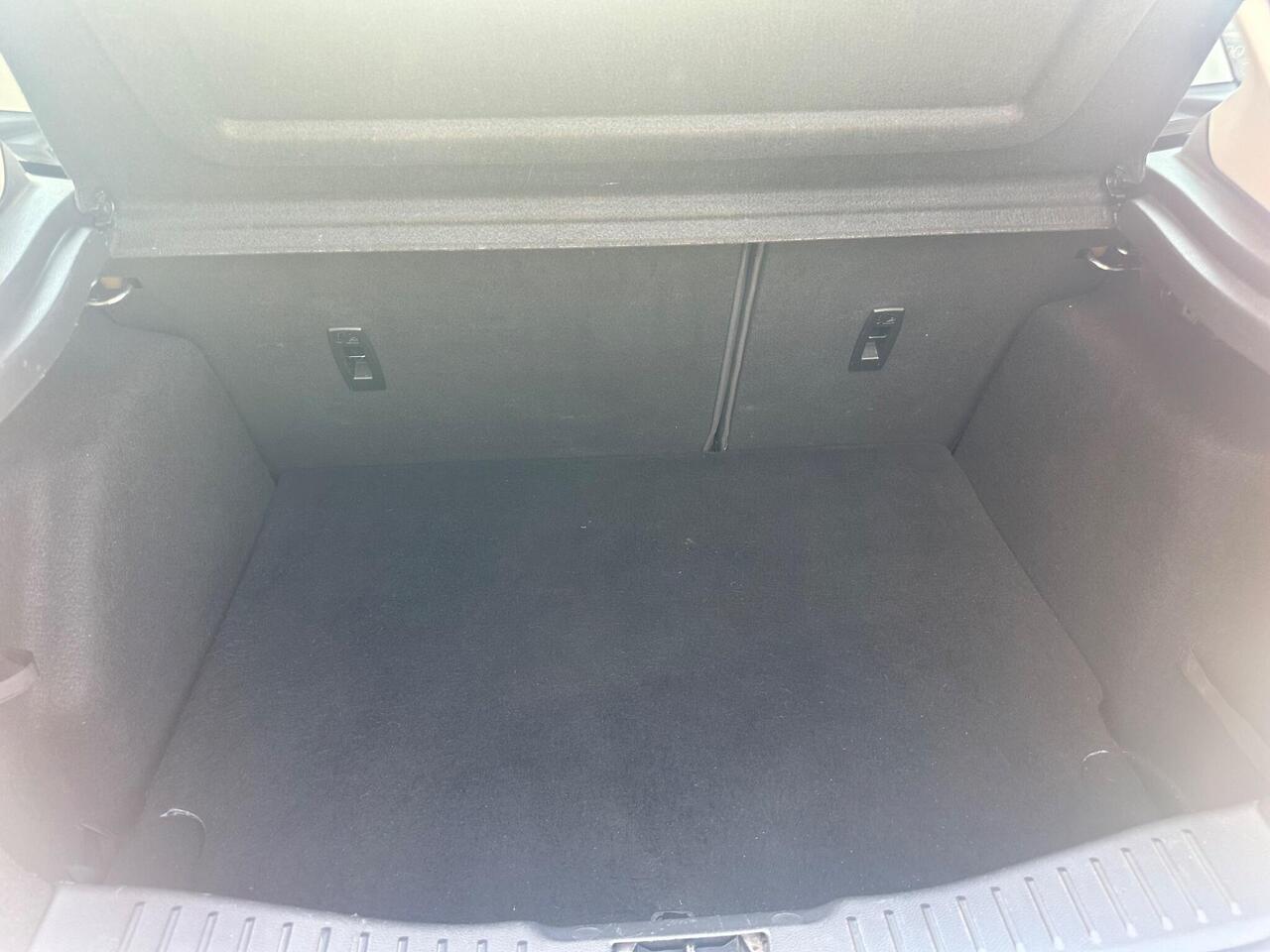 Ford Focus LG65EEX Ford Focus LG65EEX