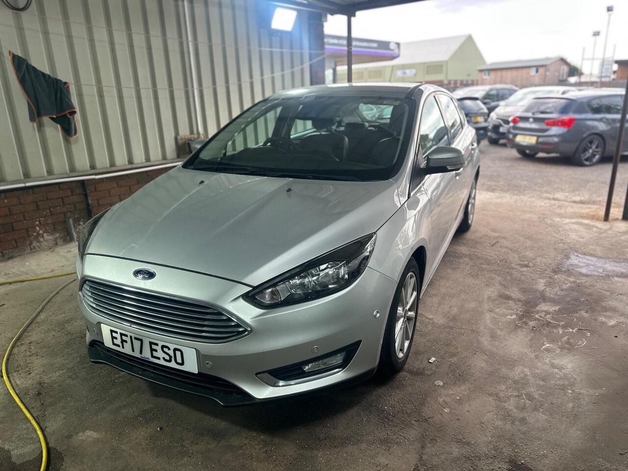 Ford Focus EF17ESO