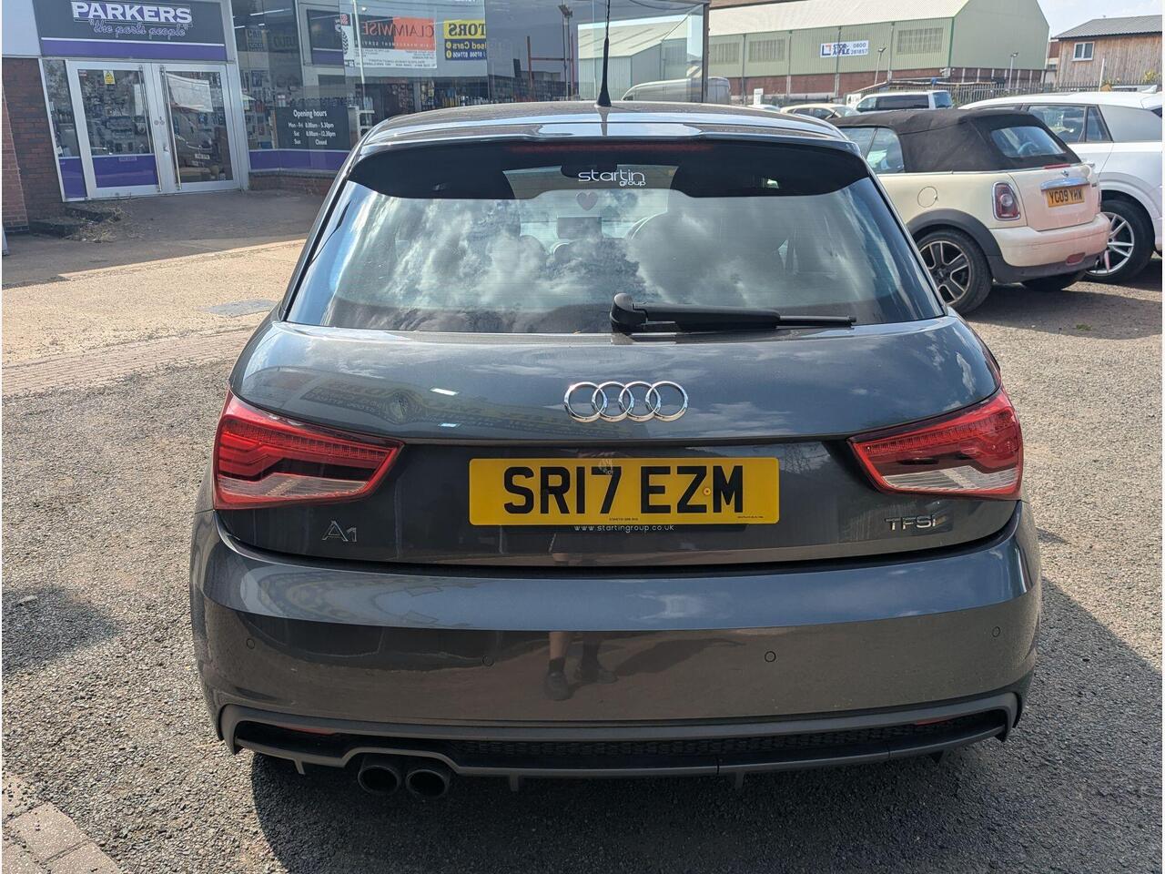 Audi A1 SR17EZM